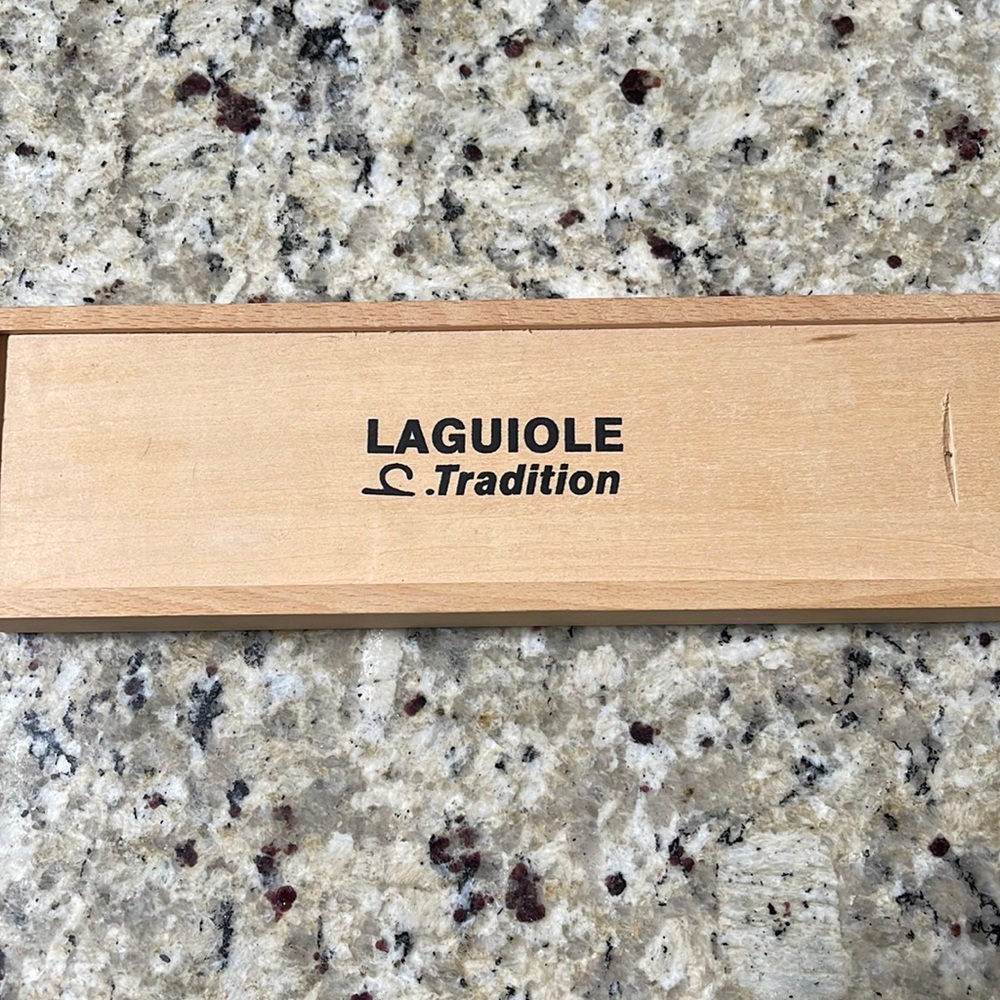 NWOT LAGUIOLE Carving set